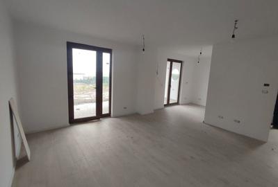 Casă cu 5 camere cu Teren 500 Mp în Sânandrei - 8