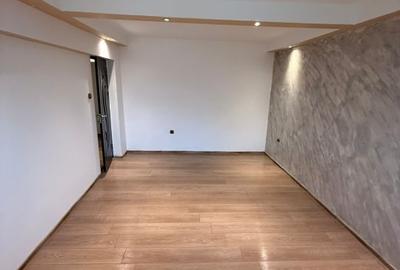 Apartament cu 3 camere decomandat în Obor - 2