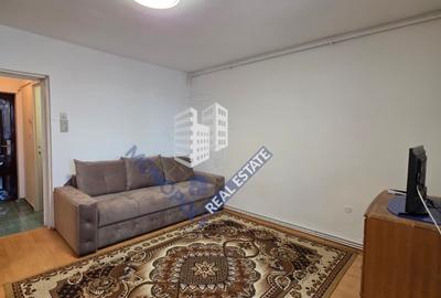 Garsonieră, mobilată în Tractorul - 4