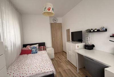 Apartament cu 3 camere semidecomandat în Central - 4