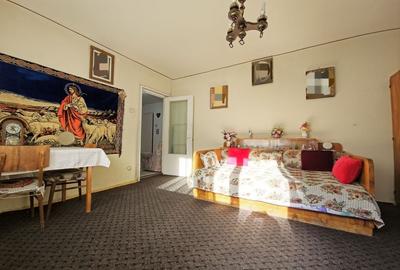 Apartament cu 4 camere, decomandat, etaj 2 din 4, Manastur - 2