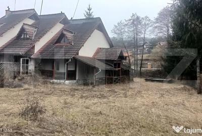 Casă cu 3 camere cu Teren 1000 Mp în Central - 1