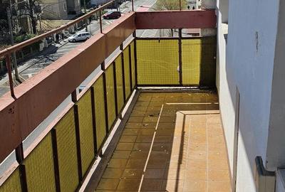 Apartament cu 4 camere decomandat în Calea Dumbrăvii - 4
