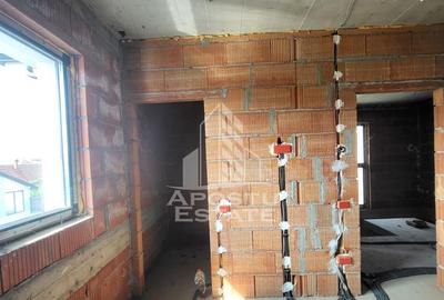 Duplex modern cu 5 camere ?i garaj,Becicherecul Mic - 2