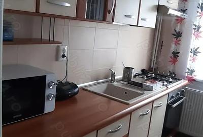 Proprietar inchiriez garsoniera decomandata , Et. 3, pe mijloc Deva zona Penny - 6