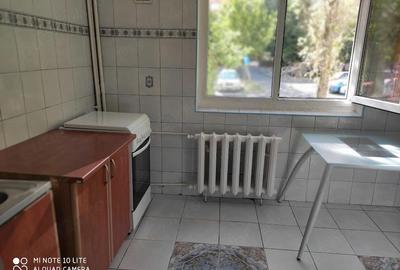 Garsonieră decomandată în Vitan - 2