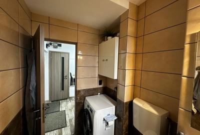 Apartament 2 Camere - Sector 4 Berceni - Decomandat - 20