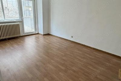 Garsonieră decomandată în Vitan - 1