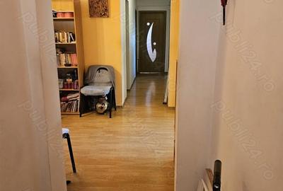 Apartament cu 3 camere decomandat în George Enescu - 8