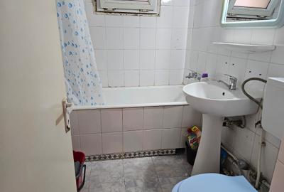 Tomis 3 - 2 camere- 250 euro. - 8