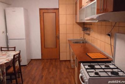 Apartament cu 3 camere decomandat în Micro 18 - 4