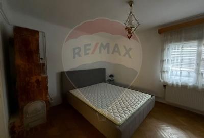 Casă / Vilă cu 6 camere de vânzare - 8