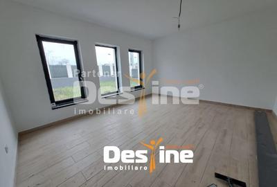 Casă individuală cu 4 camere cu Canalizare în Ciurbești - 8