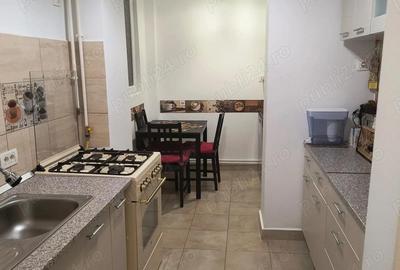 Apartament cu 3 camere semidecomandat, mobilat în Moșilor - 1