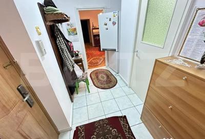 Apartament cu 3 camere semidecomandat, mobilat în Gojdu - 6