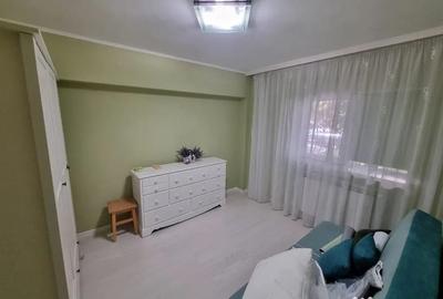Apartament cu 3 camere decomandat în Capitol - 12