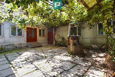 Casa cu 8 Camere in Salajeni - 10