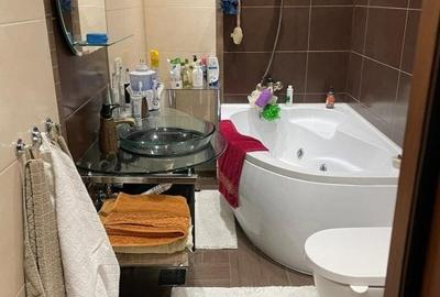 Casă individuală cu 8 camere cu Canalizare în Central - 17