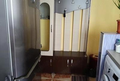 Apartament cu 4 camere nedecomandat în Central - 3
