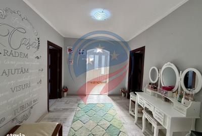 Casă cu 4 camere în Roșienii Mari - 17