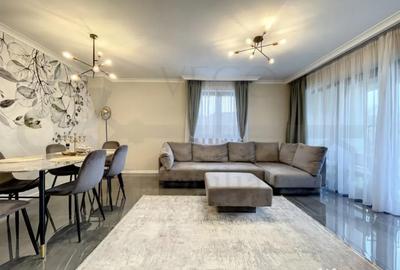 Casă cu 4 camere cu Canalizare în Central - 2