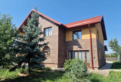 Casă cu 4 camere cu Teren 2252 Mp în Coșula - 5