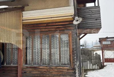 Casă cu 4 camere cu Teren 1170 Mp în Central - 9