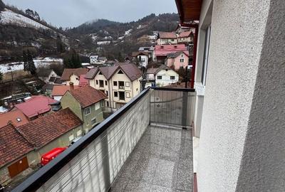 Casă cu 3 camere cu Teren 30 Mp în Centrul Istoric - 16