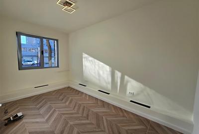 Spațiu comercial, de 60 mp, în Podu Roș - 3