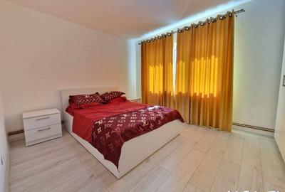 Apartament cu 3 camere decomandat, mobilat în 9 Mai - 1