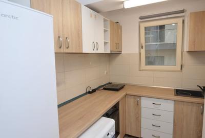 Garsonieră decomandată în Dristor - 12