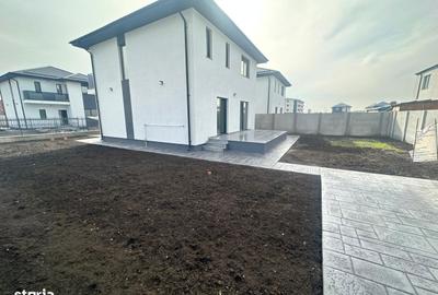 Casă cu 4 camere în Central - 2