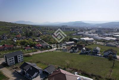 Teren Construcții intravilan de 1000 mp, în Centura - 3