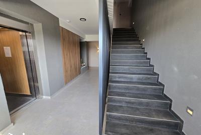 Apartament cu 3 camere în Central - 3