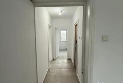 Apartament cu 3 camere semidecomandat în Central - 3