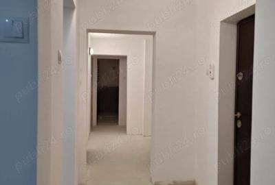 Apartament cu 3 camere decomandat în Central - 2