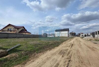 Teren de 1000 mp, în Central - 2