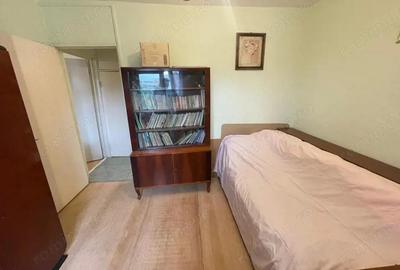 NORD - 22 decembrie, Apartament 2 cam, etaj 3, bucatarie mare, bloc 1980 - 8