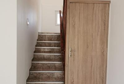 Casă cu Teren 600 Mp în Dobroești - 12