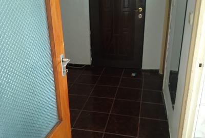 Garsonieră decomandată, mobilată în P-ța Muncii - 8