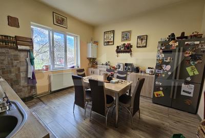 Casa in Dambul Rotund - 100 mp utili, curte comuna, zona linistita! Casa in Dambul Rotund - 100 mp utili, curte comuna, zona linistita! - 2