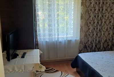 Proprietar , închiriez apartament în Reșița - 2