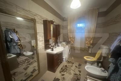 Casă cu 5 camere cu Teren 260 Mp în 14 Mai - 16