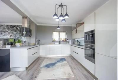 Casă cu 5 camere cu Teren 1000 Mp în Simeria - 9