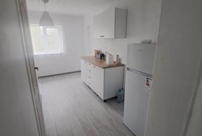 Vand casa in comuna Radovanu - 6