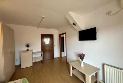 Pensiune turistica de vanzare Mamaia Nord - 27 camere, langa plaja - 17