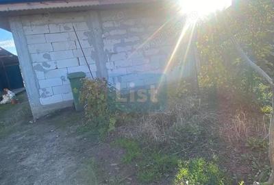 Teren de 2 mp, în Petru Rareș - 12