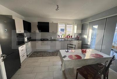 Casa de vanzare ,190mp ,zona Amatiului - 3