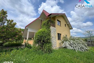 Casă cu 5 camere cu Teren 2553 Mp în Mărgineni - 2
