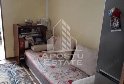 Apartament 3 camere, balcon inchis, zona Dorobantilor